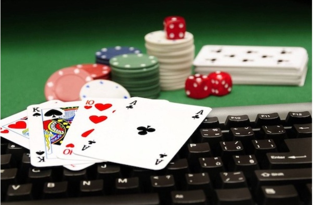 sảnh rồng - vạn tia sét Me88 vùng năng lượng : thunderbird C54 MD5 Kuwin là game casino HOT nhất hiện tại